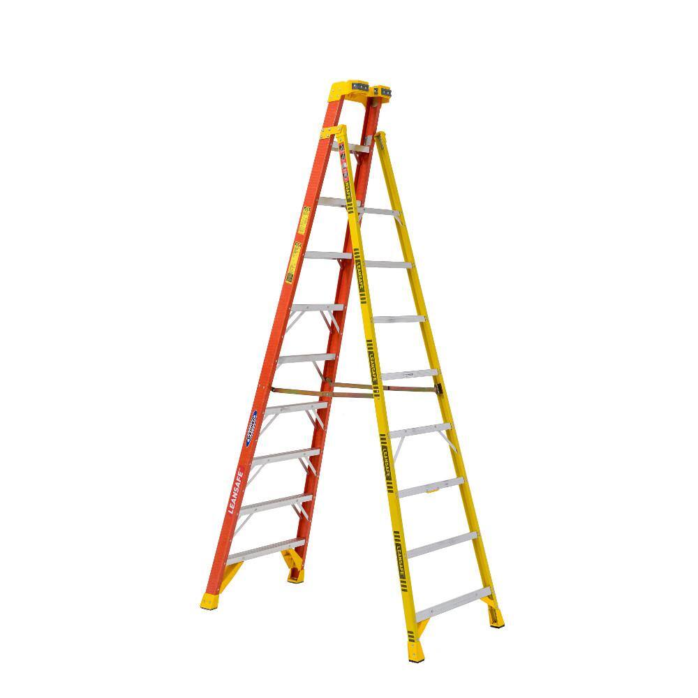 Werner LEANSAFE 10 ft. Fiberglass Leaning Step Ladder with 300 lb. Load Capacity Type IA Duty Rating L6210