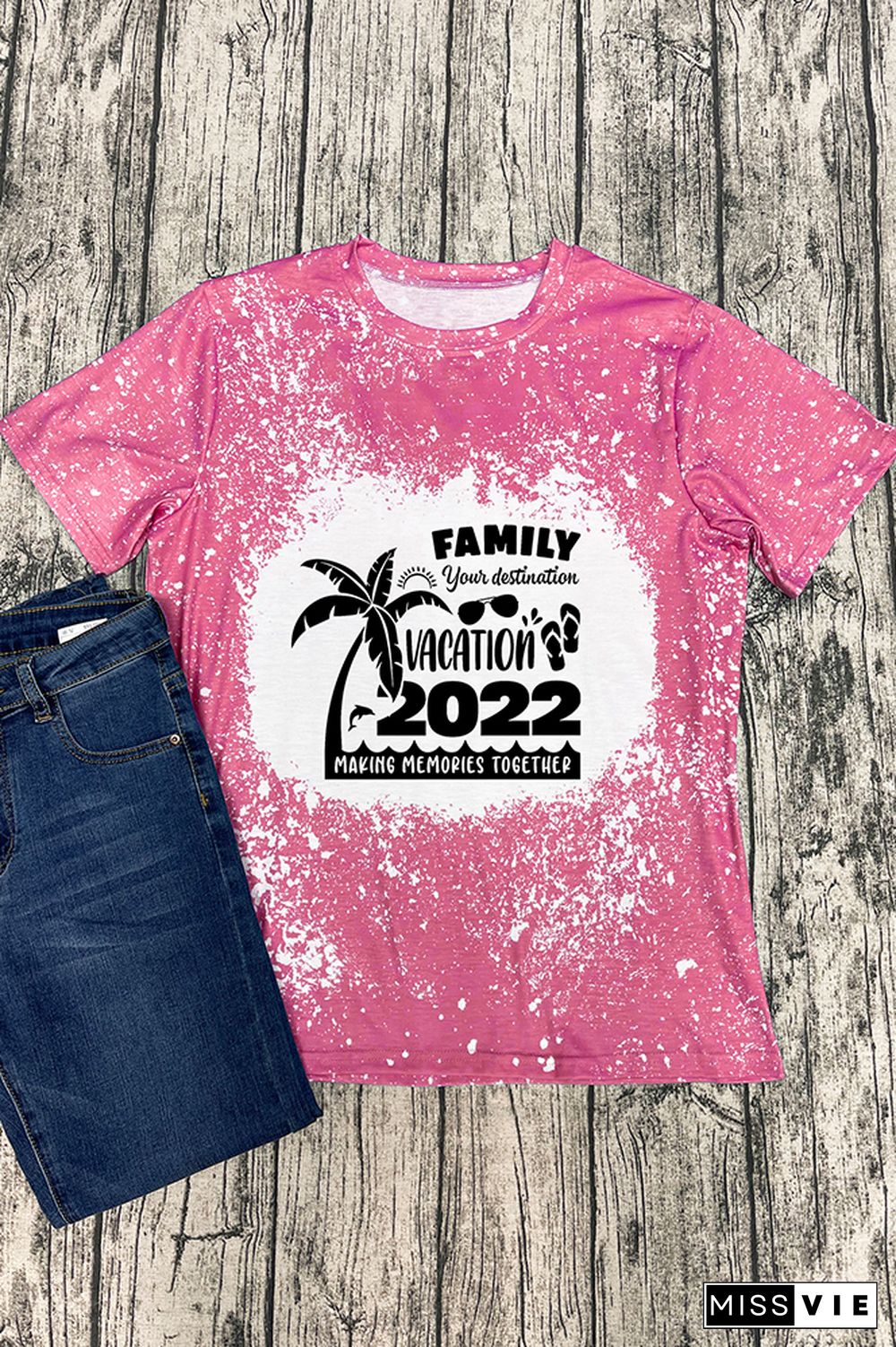 Family Vacation 2022 Graphic Tee Wholesale