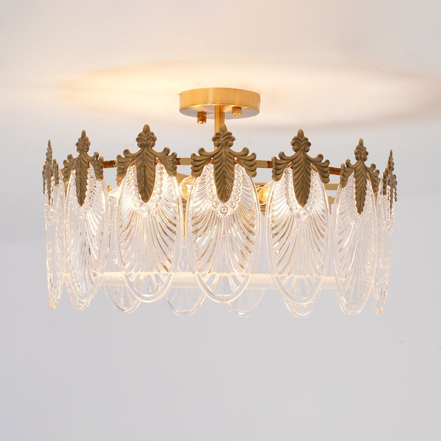 Decorative Pattern Glass Round Chandelier