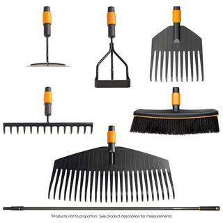 Fiskars 7-Piece Garden Tool Set Quikfit Lawn and Landscaping Attachments 1072985