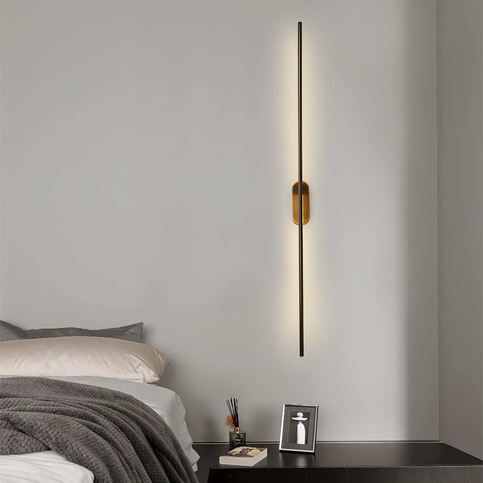 Stick Shaped Metal Sconce