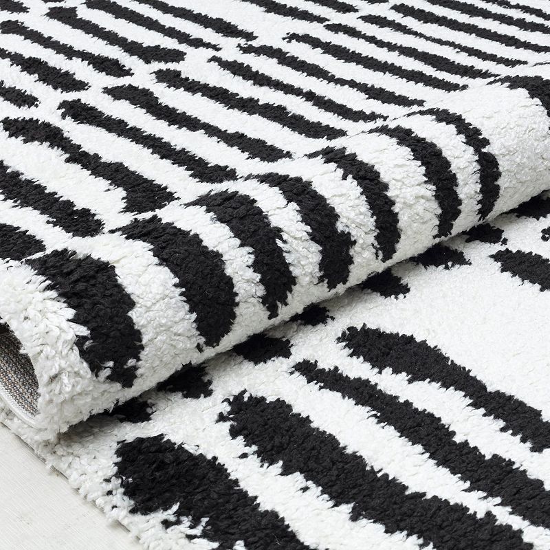 CosmoLiving Rugs America Cyprus Modern Stripe Night Odyssey Area Rug