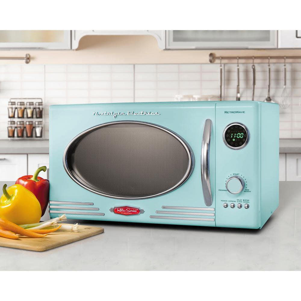 Nostalgia 0 9 cu ft 800Watt Retro Microwave Oven in Aqua