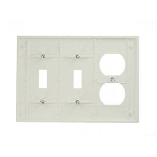 Leviton White 3-Gang 2-Toggle1-Duplex Wall Plate (1-Pack) 88021-W