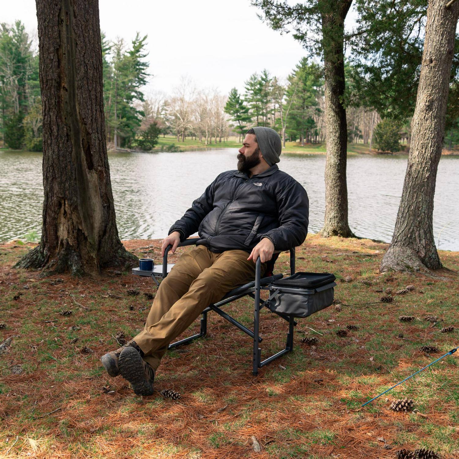 Timber Ridge Laurel Director Camping Chair， Red and Gray， Adult