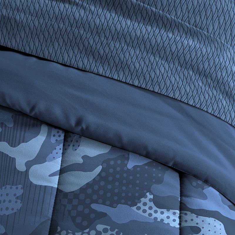 Dream Factory Geo Camo Bed Set