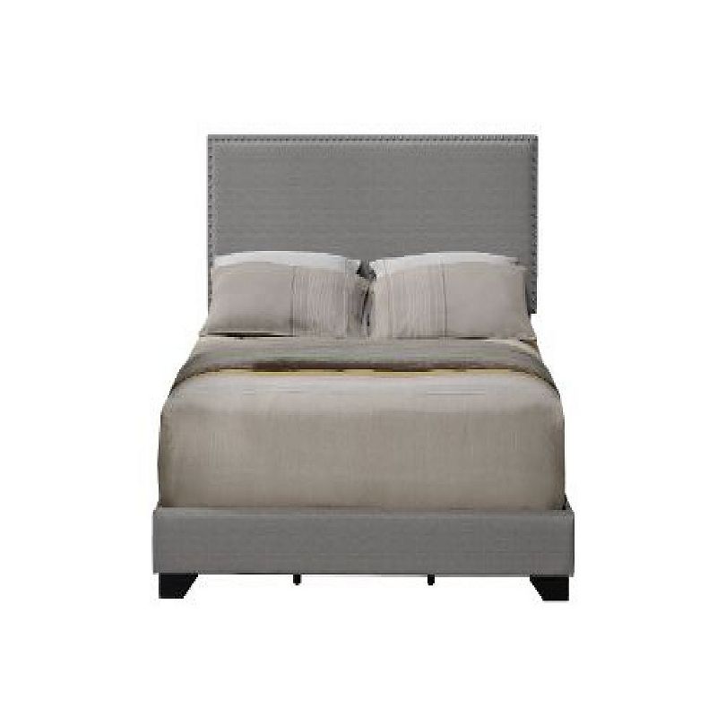 Queen Size Bed with Fabric Upholstery and Nailhead Accent， Gray