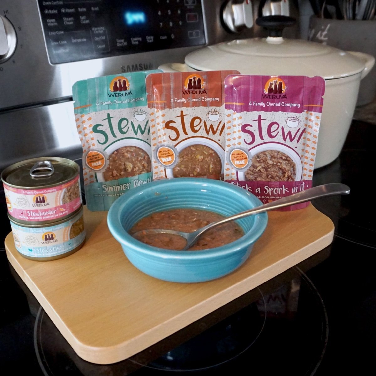 Weruva Classic Cat Stewbacca Chicken， Duck and Salmon in Gravy Stew Canned Cat Food