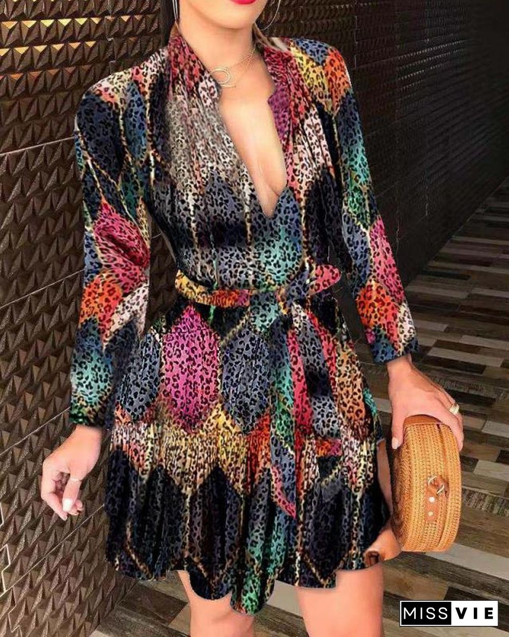 Autumn and Winter New Long Sleeve V-neck Bandage Fashion Sexy Printed Dress