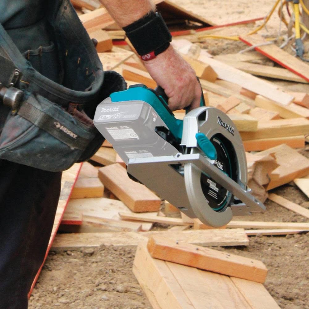 Makita 18V X2 LXT Lithium-Ion (36V) Cordless 7-1/4 In. Circular Saw (Tool Only) XSH01Z from Makita