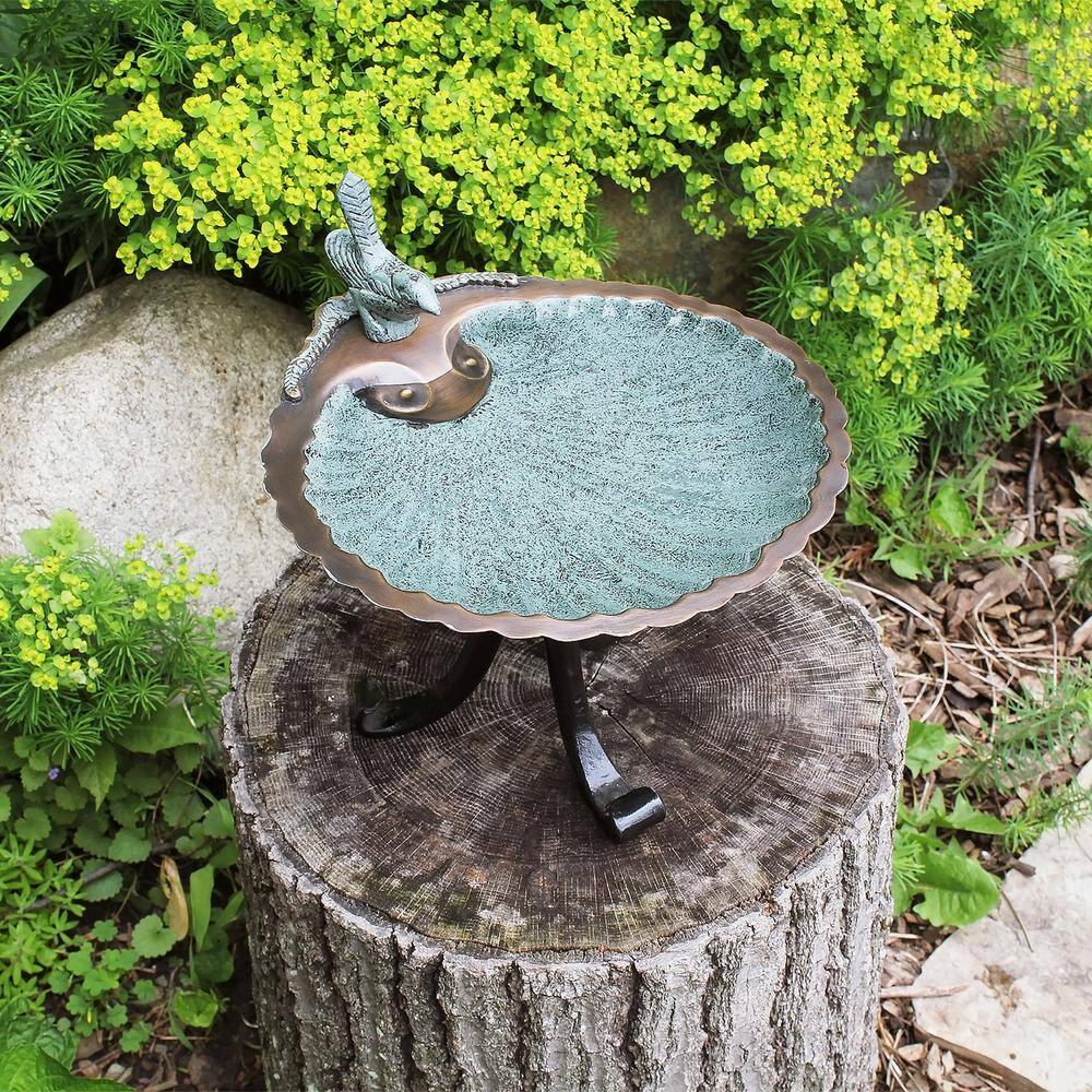 Achla Designs 10.75 in. Tall Antique Brass Plated Scallop Shell Birdbath with Tripod Stand BBM-01-TR