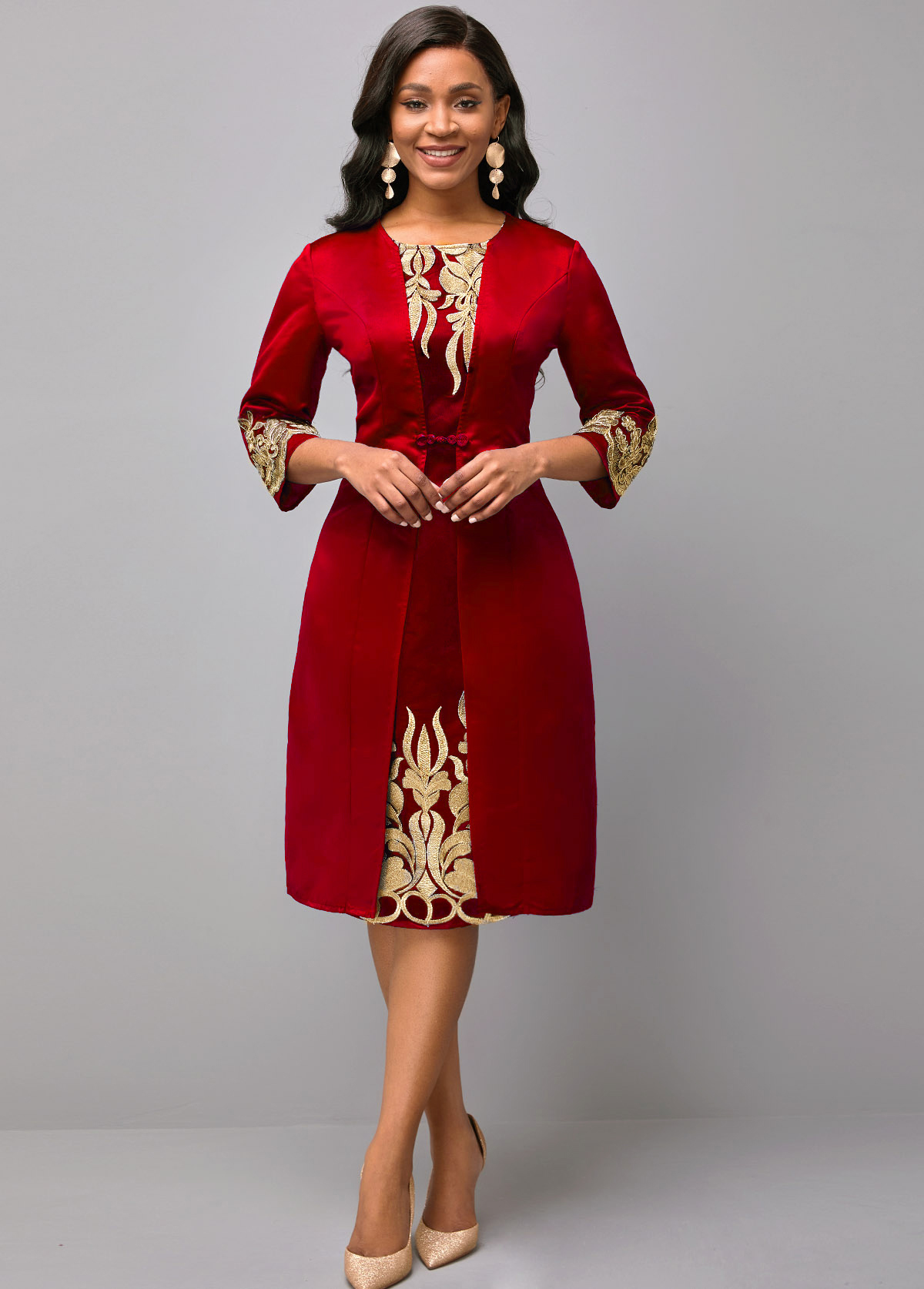 Round Neck 3/4 Sleeve Embroidered Dress