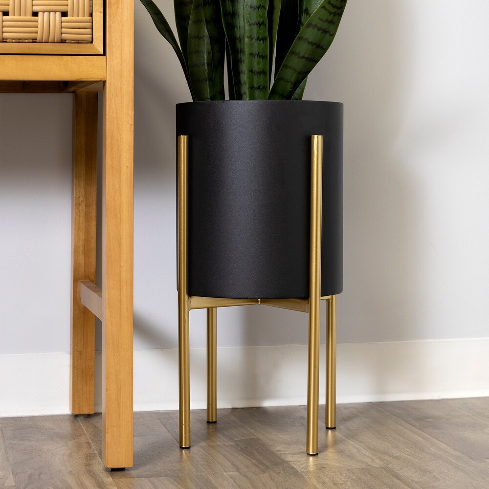 Stratton Home Decor Modern Black and Gold Metal Plant Stand