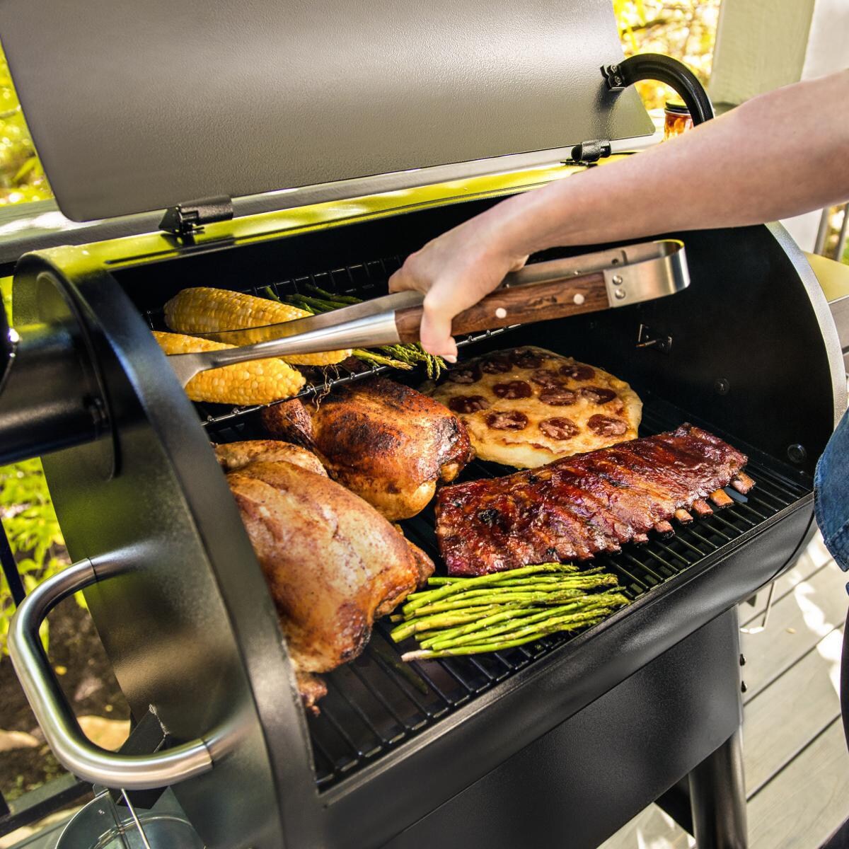 Traeger Pro 575 Wi-Fi Pellet Grill