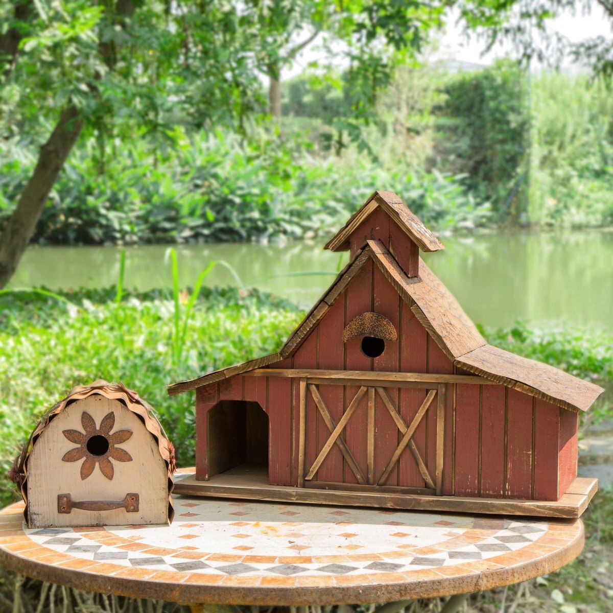 Glitzhome Extra-Large Rustic Wood Barn Bird House， 20.67-in