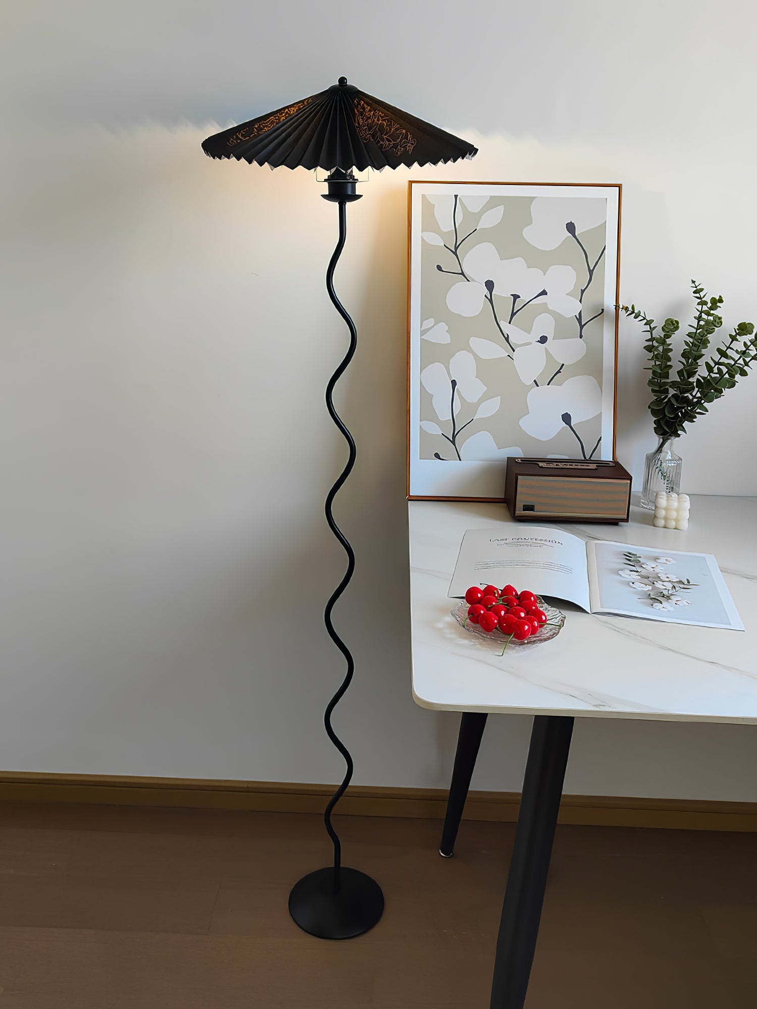 Squiggle Floor Lamp