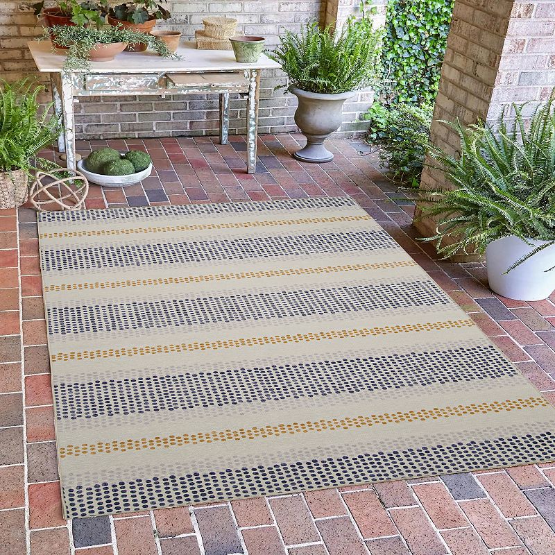 Linon Delray Outdoor Washable Rug