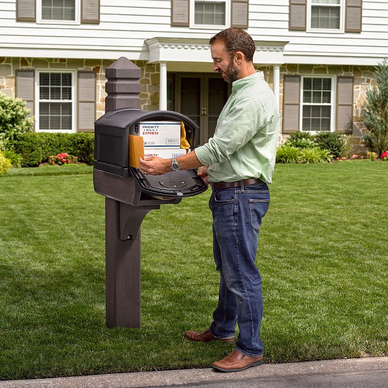 Step2 Lakewood Extra Large Mailbox and Post Kit