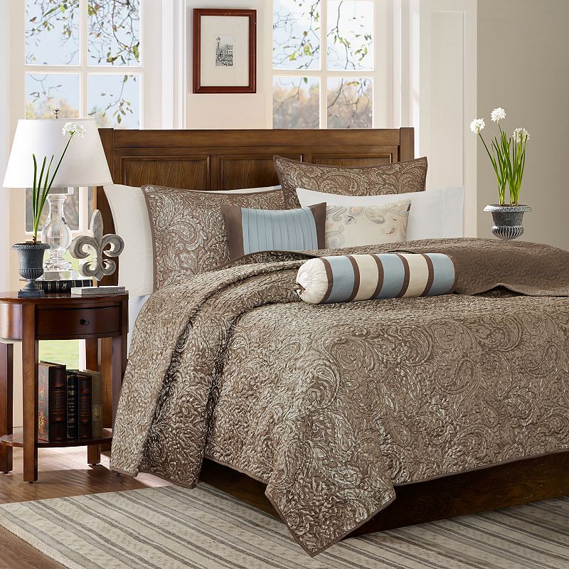 Madison Park Whitman 6-piece Quilt Set with Shams and Throw Pillows