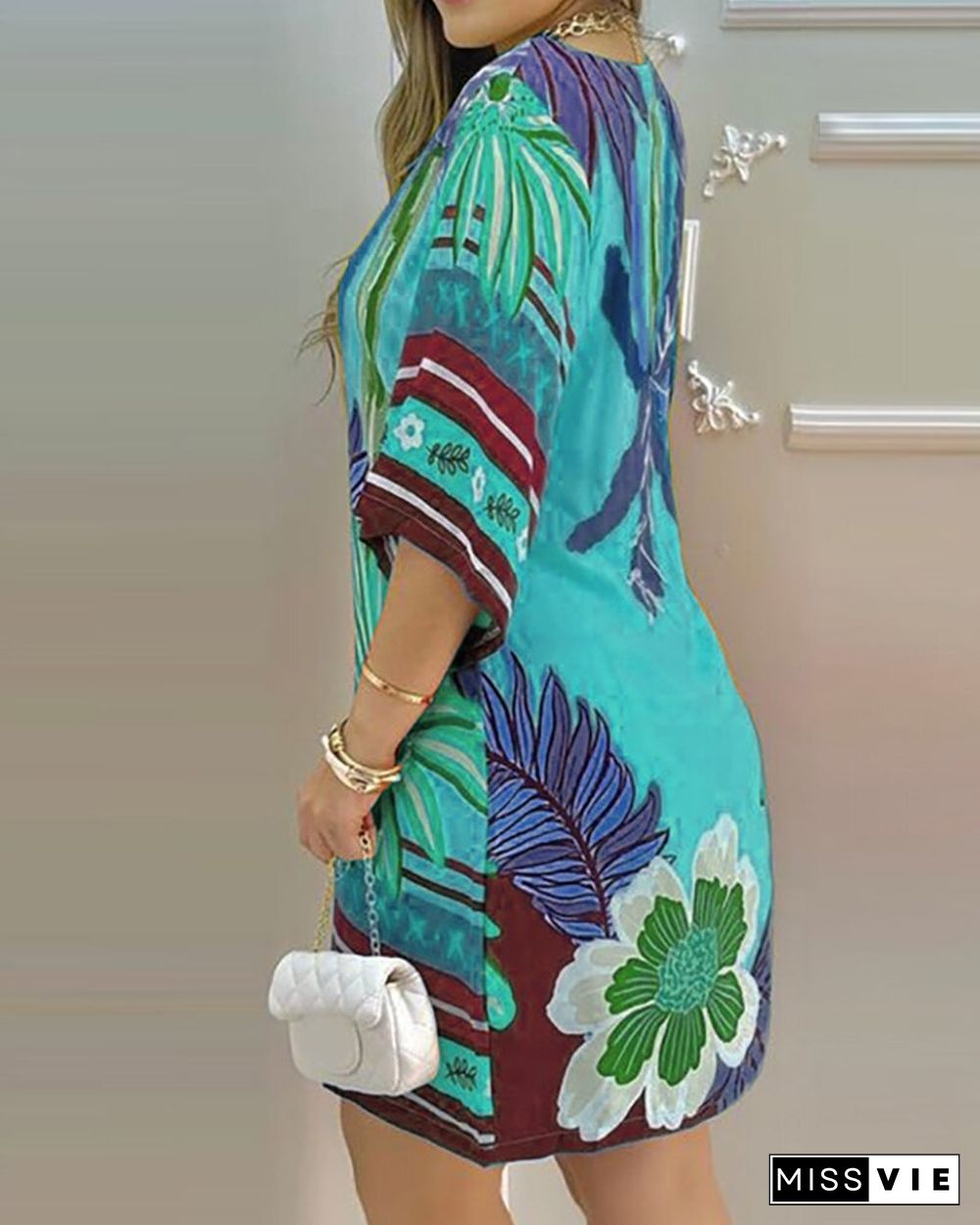 Women's Mini Tropical Print Half Sleeve Round Neck Chic Casual Dress