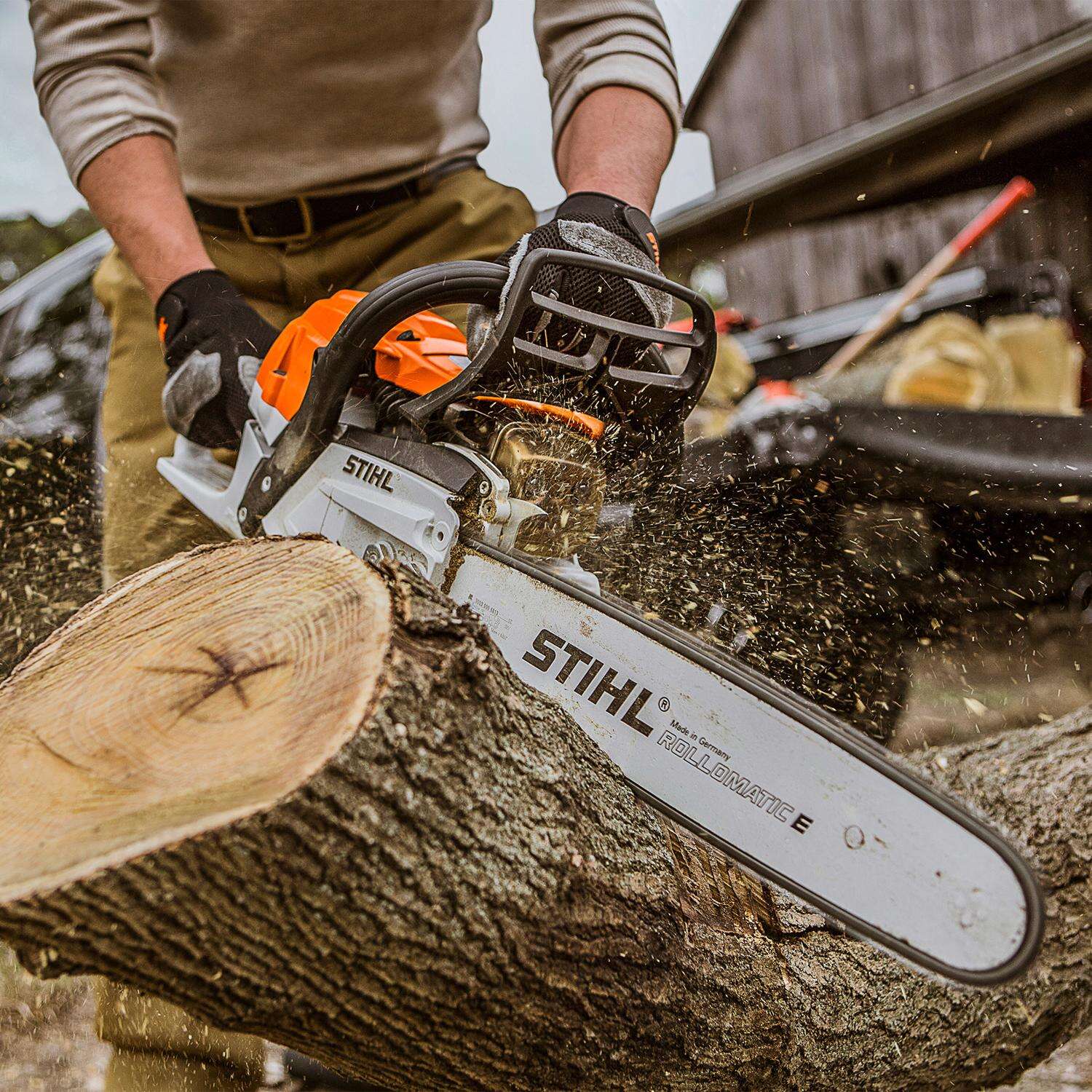 STIHL MS 261 C-M 20 in. 50.2 cc Gas Chainsaw