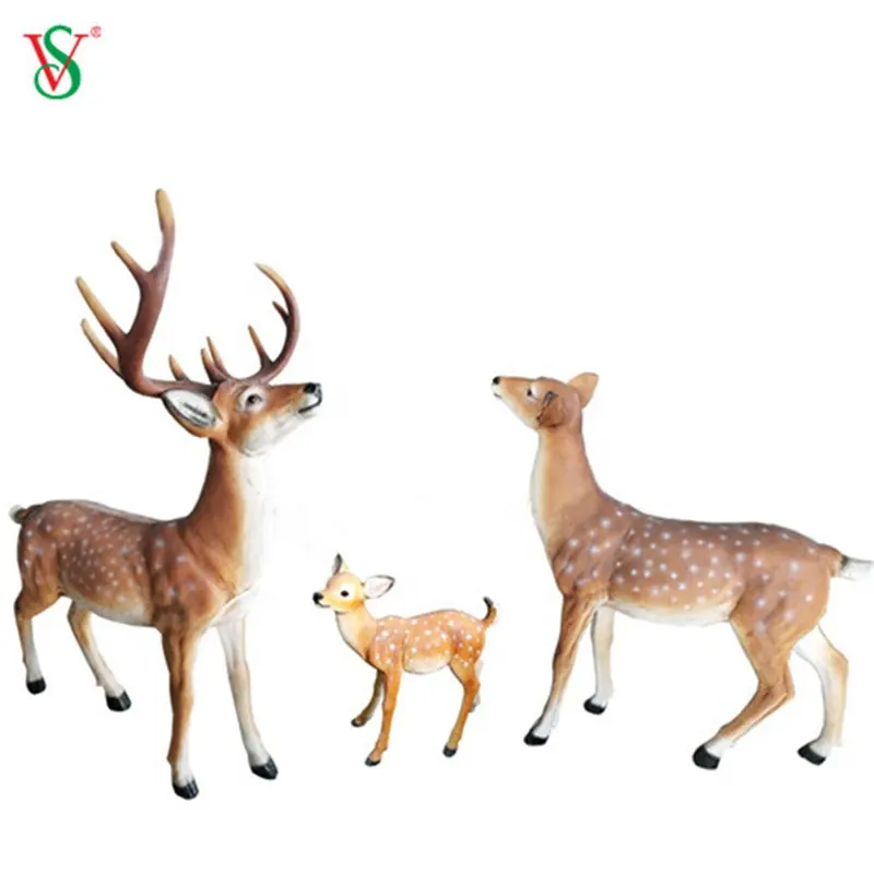 China Factory Supply 3D Christmas Fiberglass Deer Reindeer Animal Statue for Garden