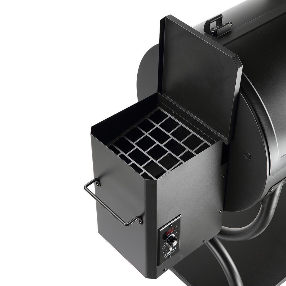 Z GRILLS 585 sq in Pellet Grill and Smoker in Black