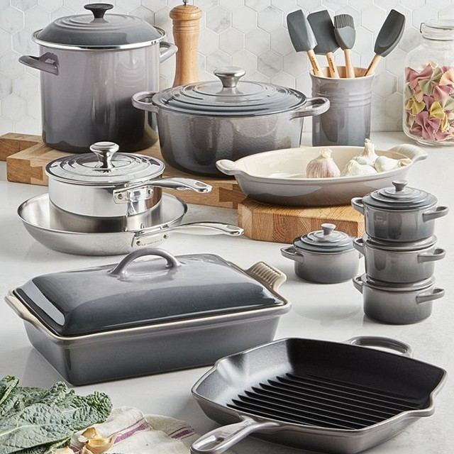 Mixed 20 PCs Cast Iron Cookware Set