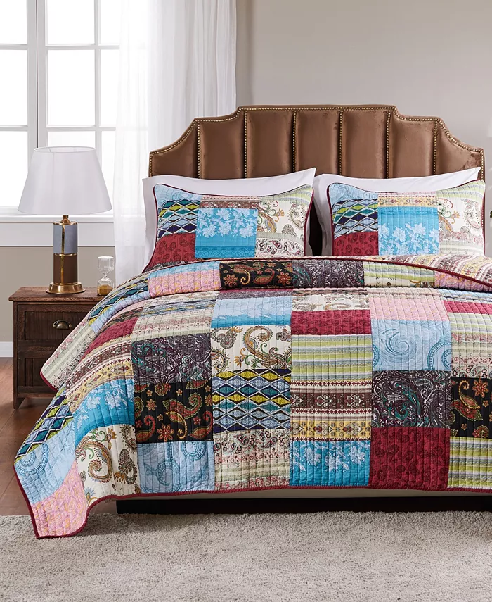 Greenland Home Fashions Bohemian Dream Authentic Patchwork Quilt Sets