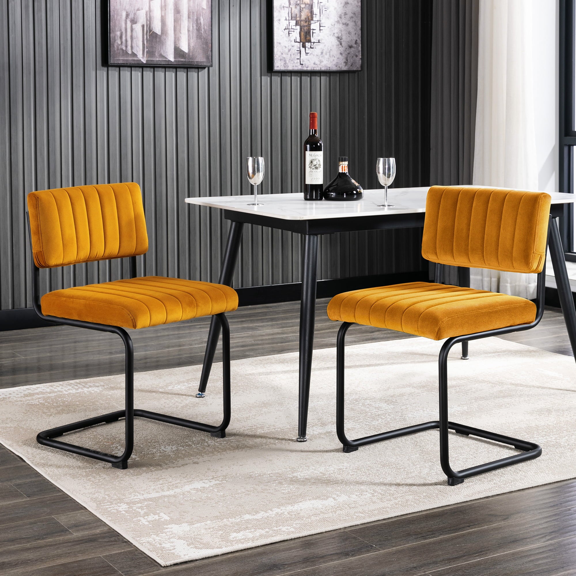 Zesthouse Velvet Dining Chairs Set of 2， Tufted Upholstered Kitchen Chairs with Black Metal Legs， Mid-Century Modern Side Chairs for Dining Living Room， Orange