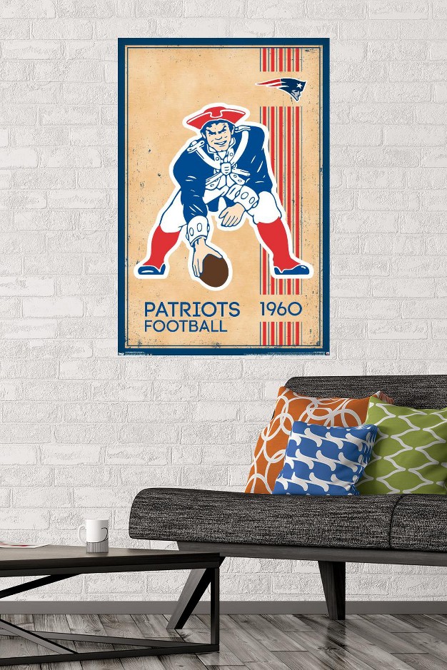 Trends International Nfl New England Patriots Retro Logo 14 Unframed Wall Poster Prints