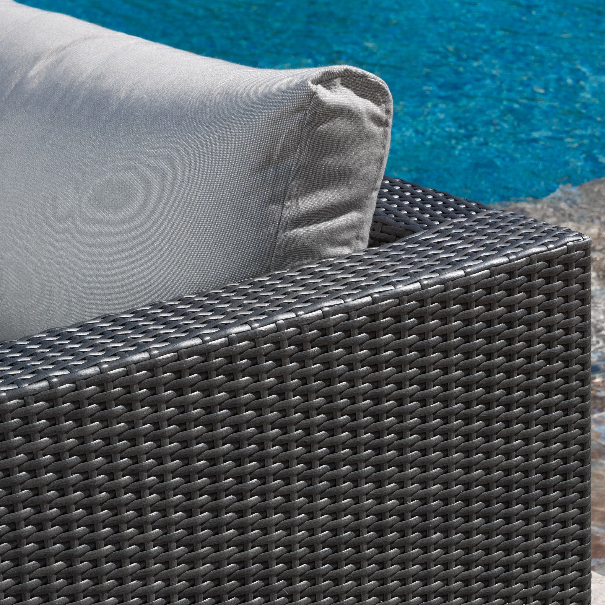 Francisco 5pc Outdoor Grey Wicker Seating Sectional Set w/ Cushions