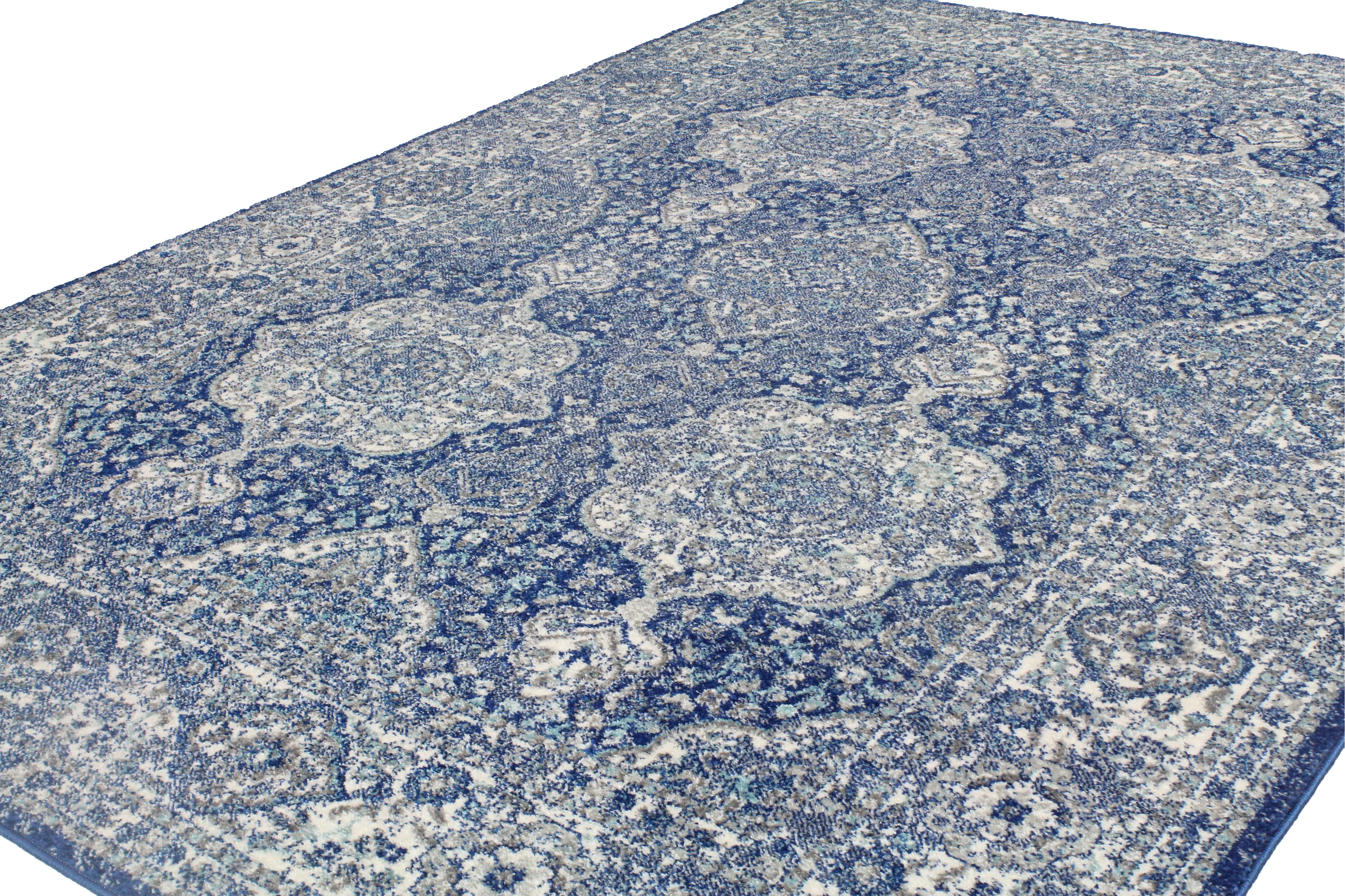 Everek 8 x 10 Dark Blue Rug