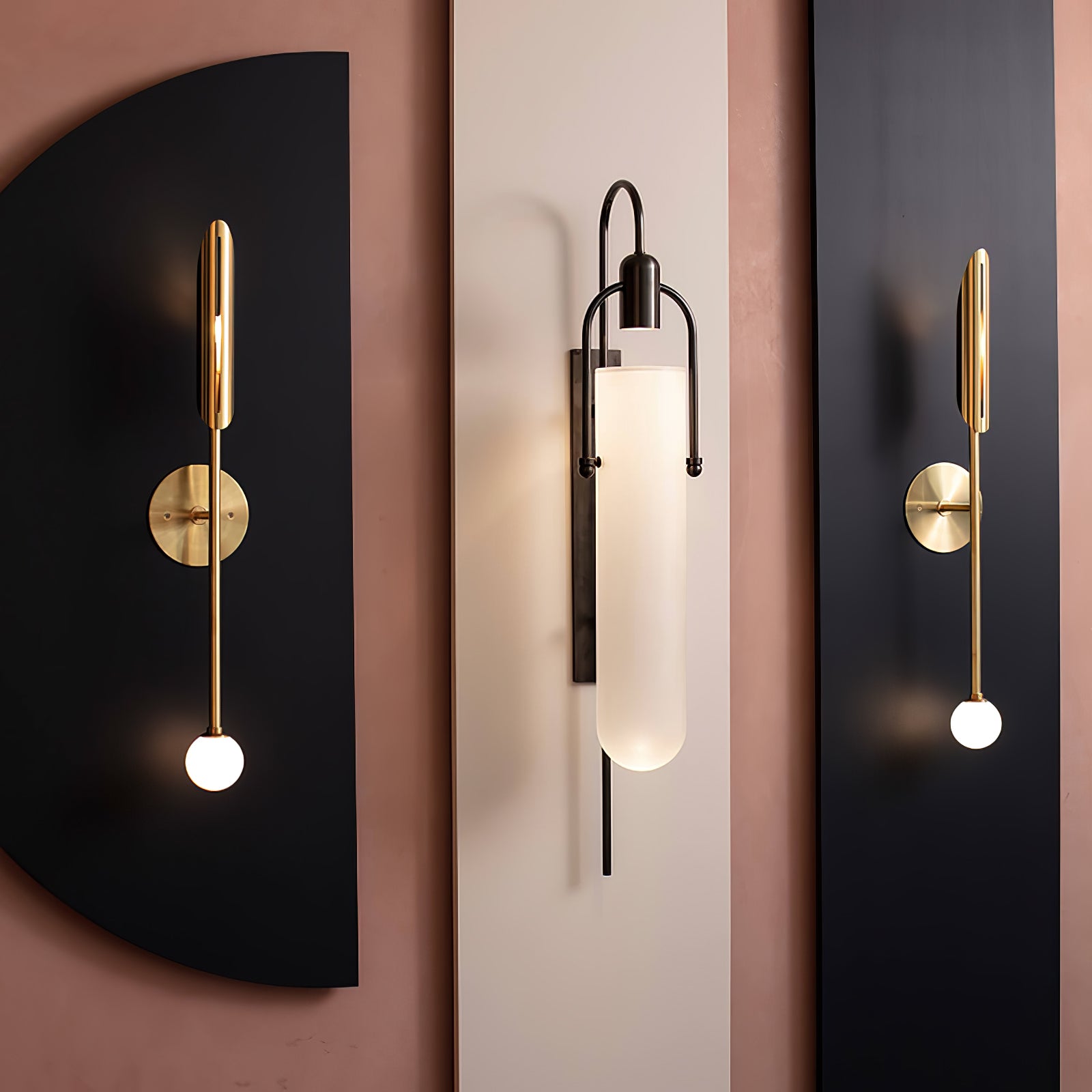 Arc Wall Lamp