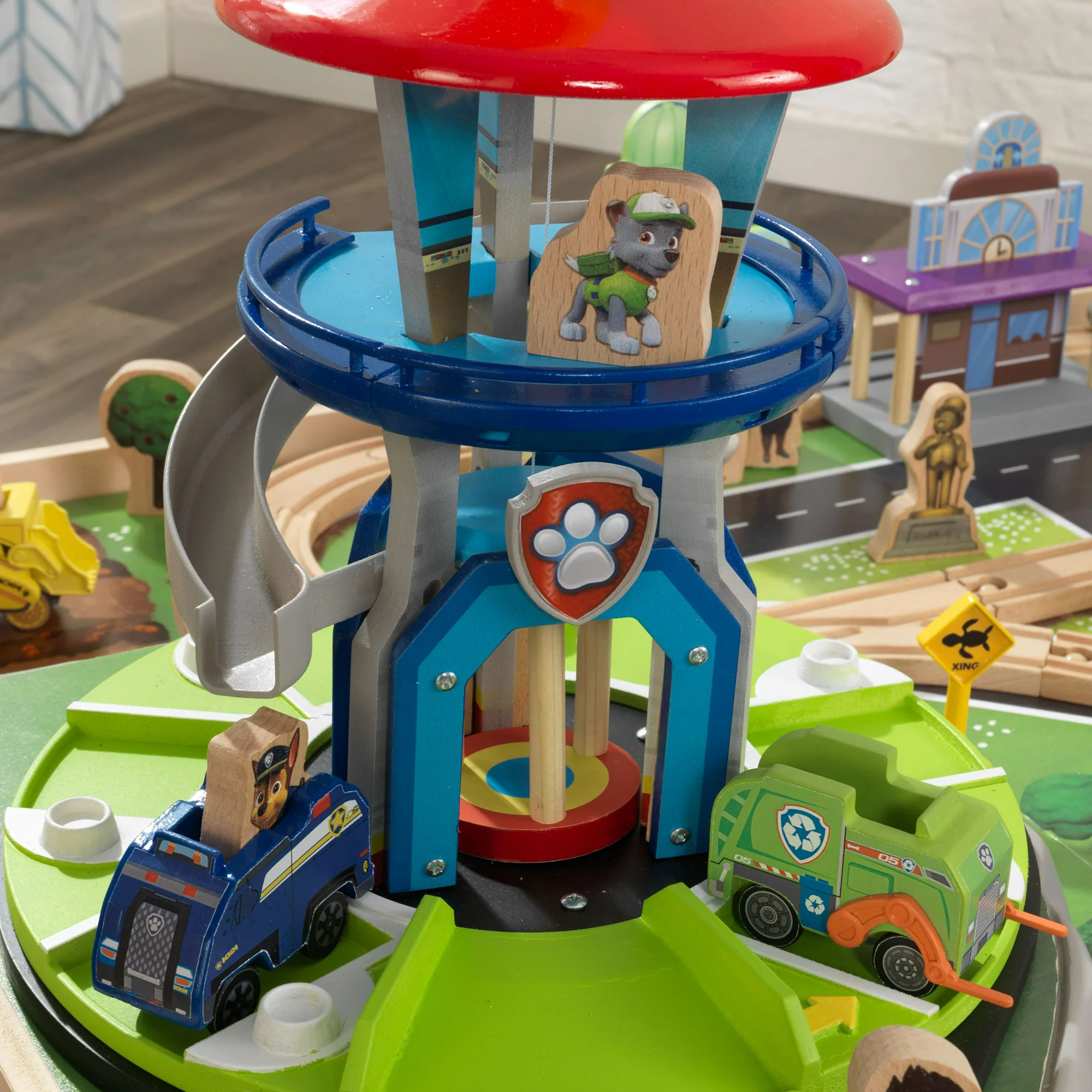 KidKraft PAW Patrol Adventure Bay Wooden Play Table with Rotating Lookout Tower， 73 Pieces