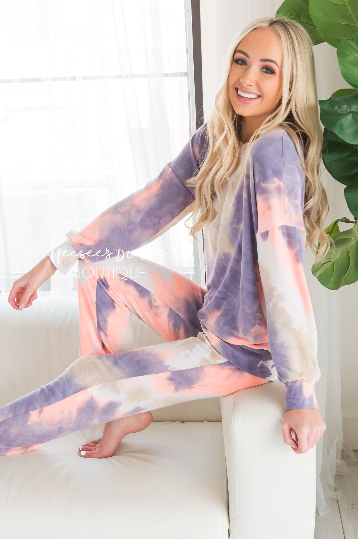 Keep It Cozy Modest Lounge Top