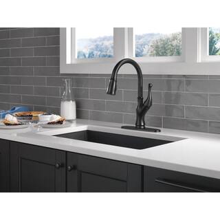 Delta Ophelia Single Handle Touch-On Pull Down Sprayer Kitchen Faucet with Touch2O Technology in Matte Black 19888TZ-BL-DST