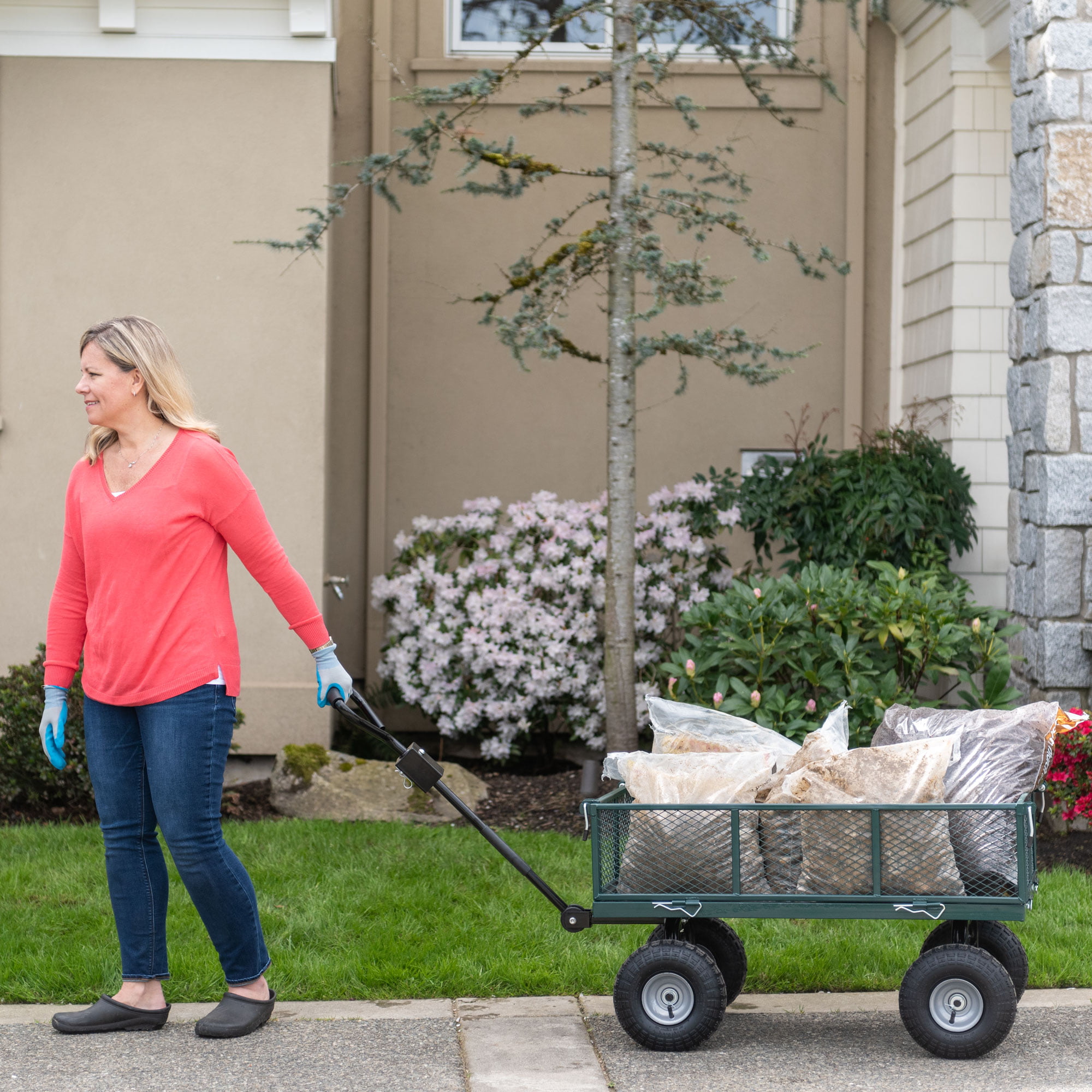 Garden Star 700lb Capacity， 38” x 20” Towable Mesh Garden Utility Cart