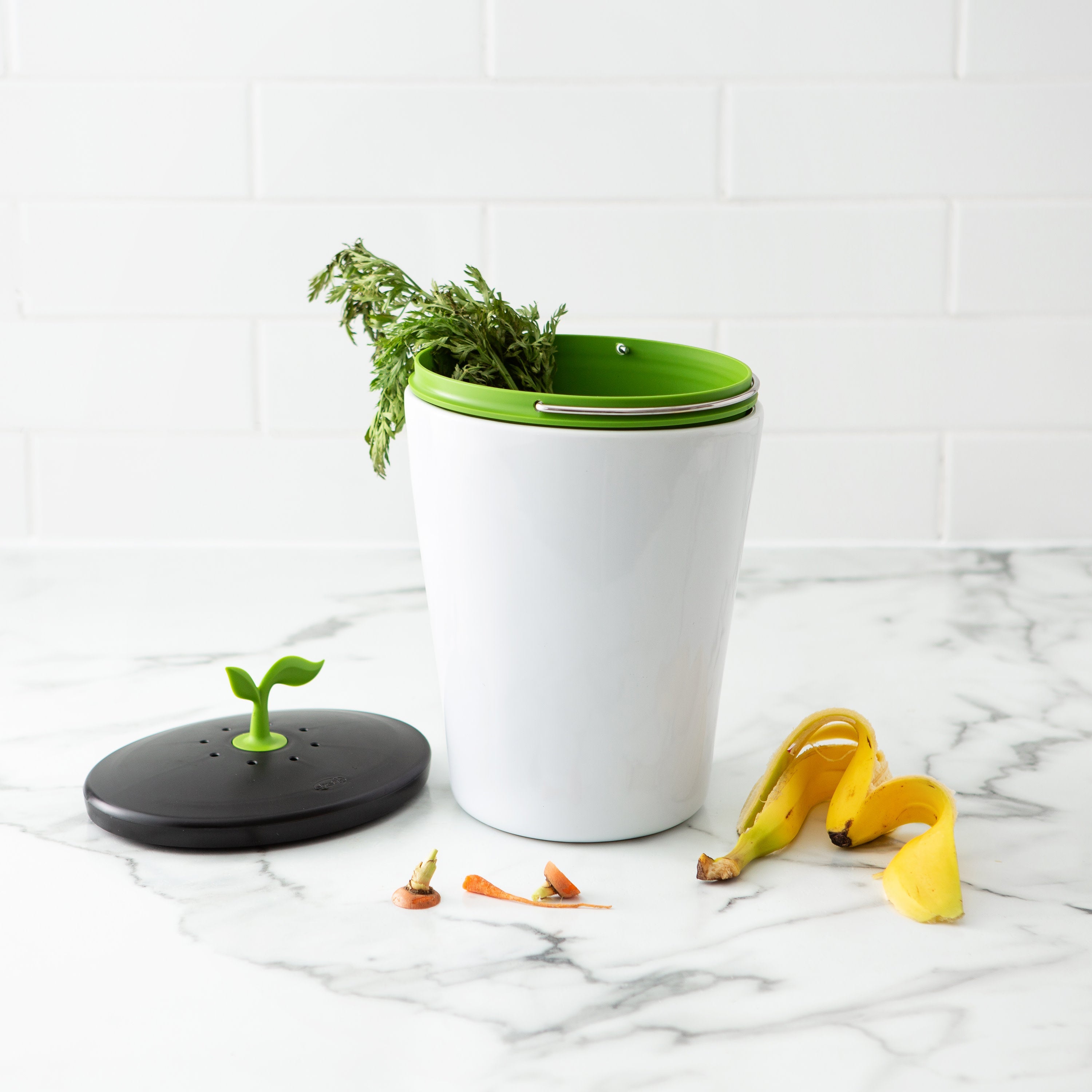 Chef'n EcoCrock Counter Compost Bin in White and Green