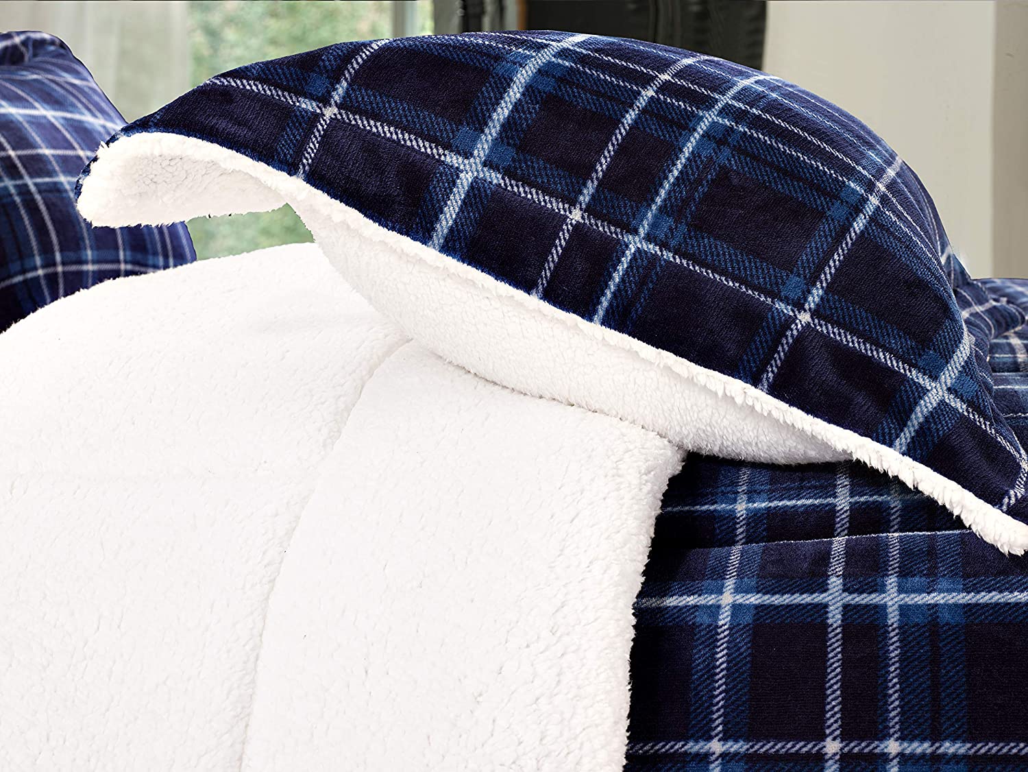 Softest Coziest Plaid Pattern Sherpa Premium Quality Down Alternative Micro-Suede 3-Piece Reversible Comforter Set