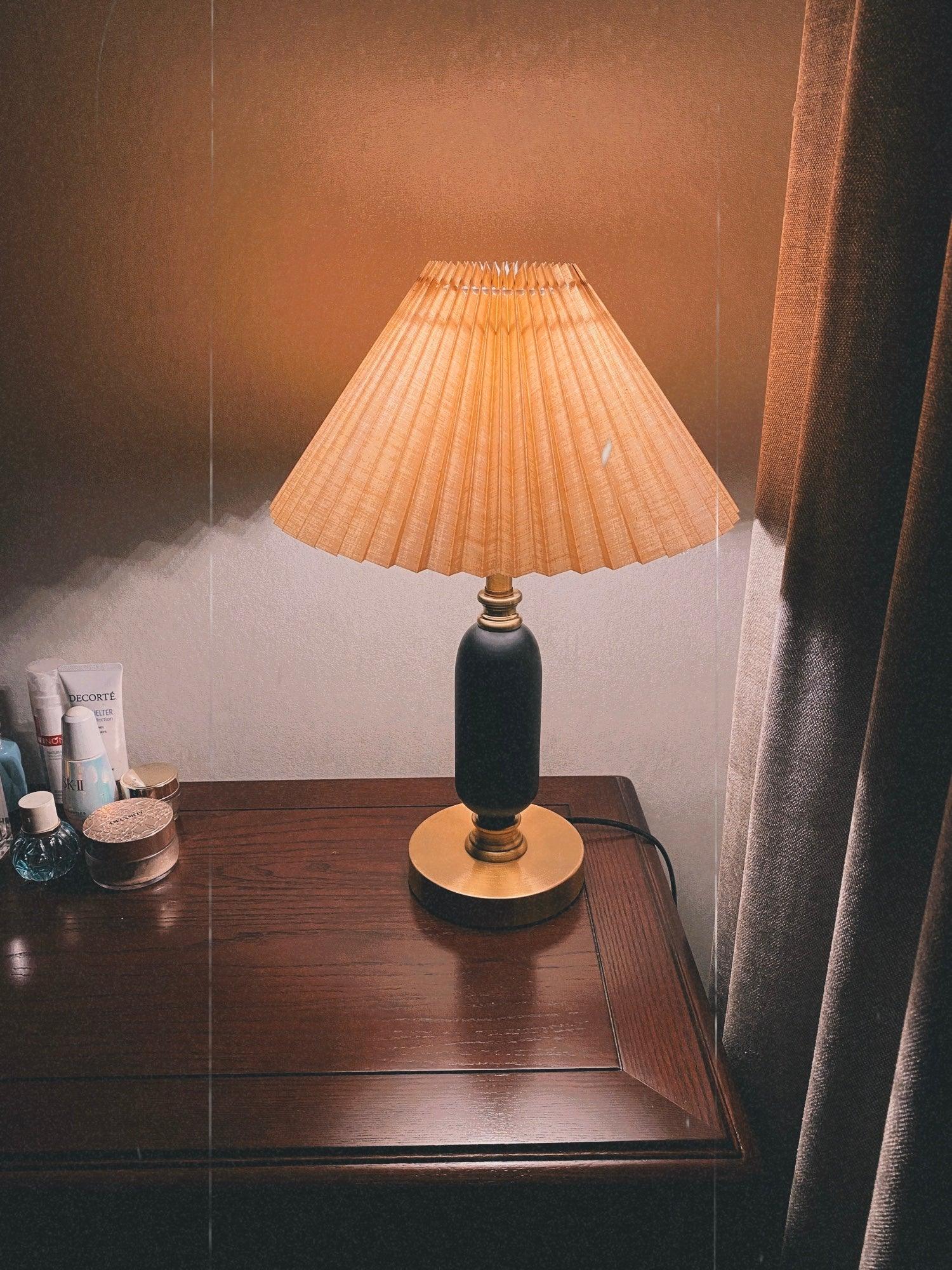 Classic Antique Table Lamp