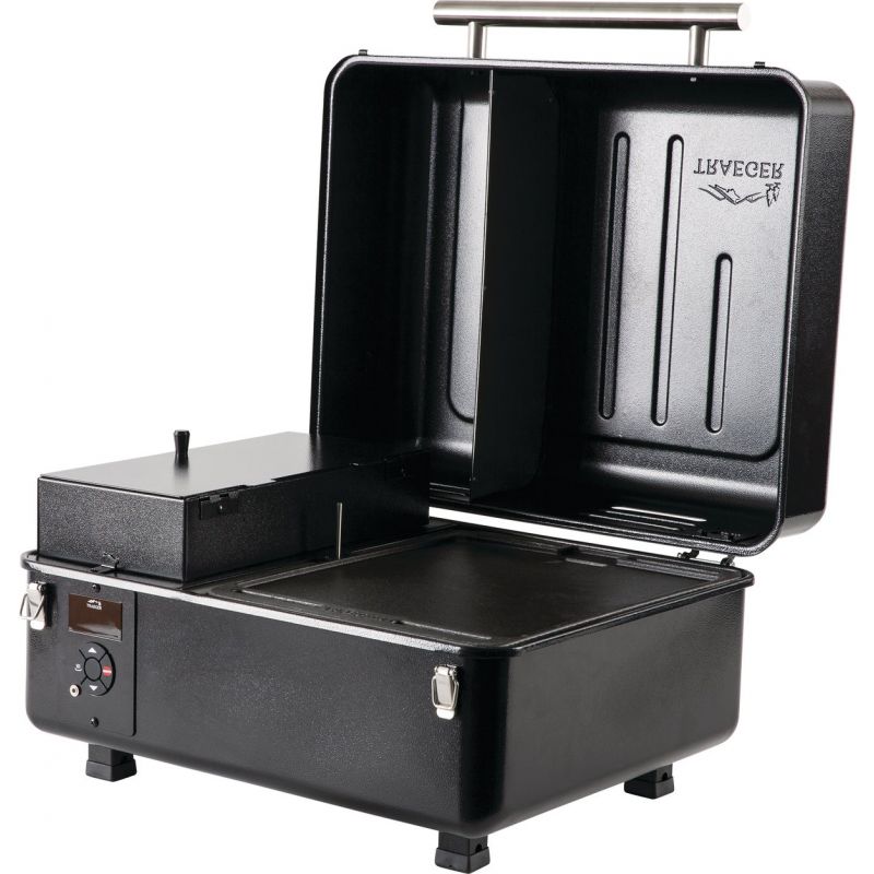 Traeger Ranger Pellet Grill Black