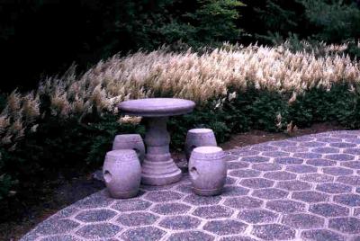 Classy Groundcovers - A collection of White Blooming Plants for Shade that Deer Tend to Avoid: 25 Astilbe a. 'Gladstone'， 25 Liriope m. 'Monroe White'， 25 Convallaria majalis