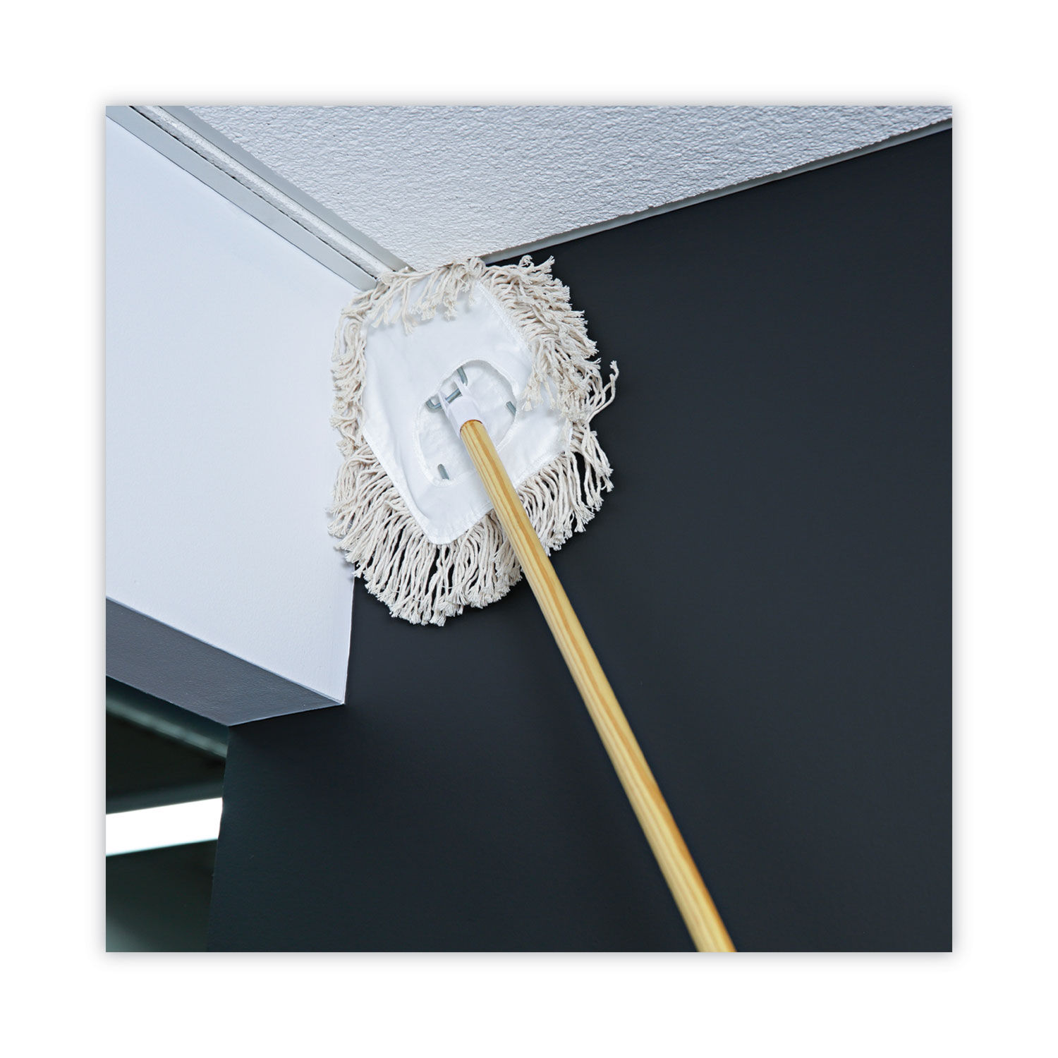 Wedge Dust Mop Head by Boardwalkandreg; BWK1491