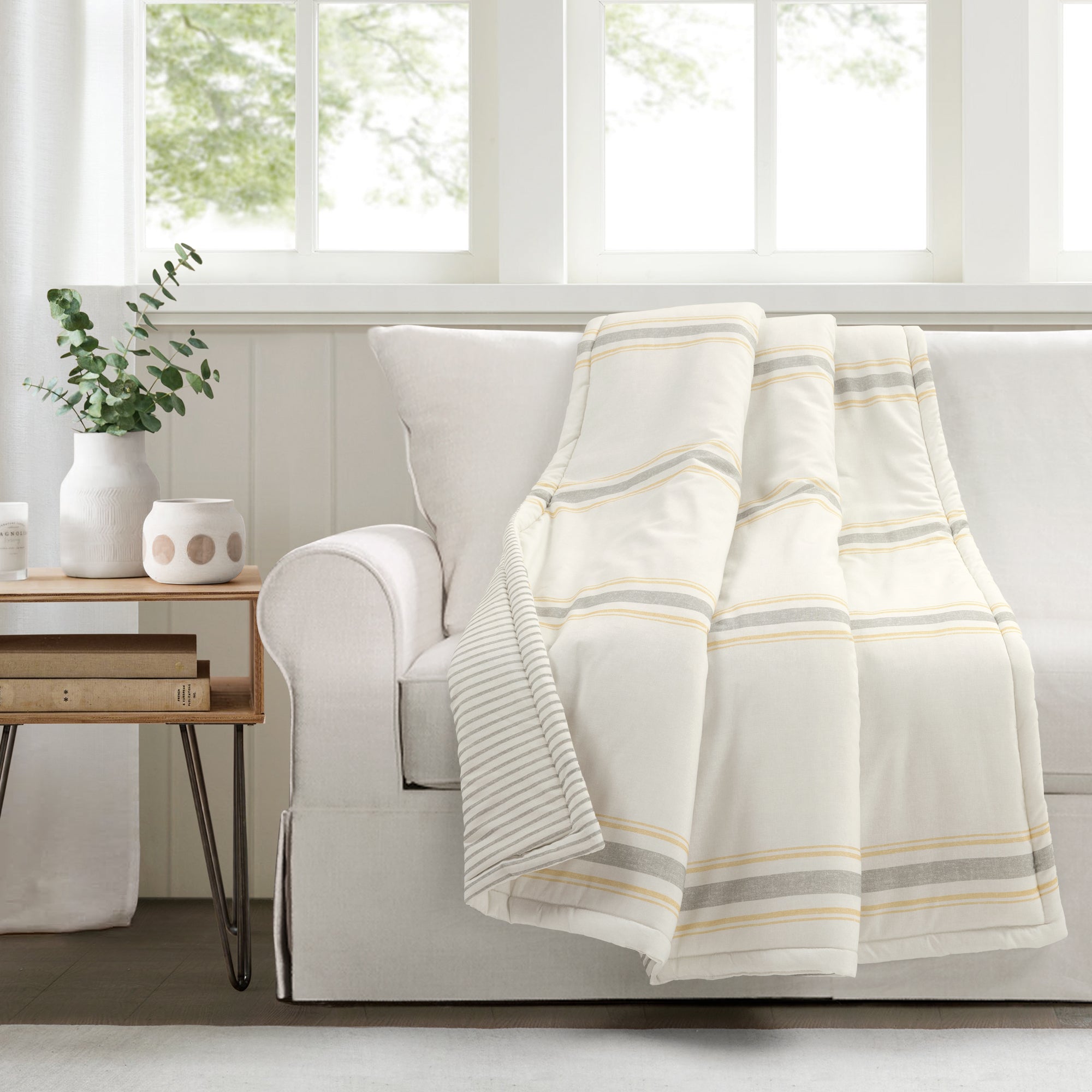 Farmhouse Stripe Throw