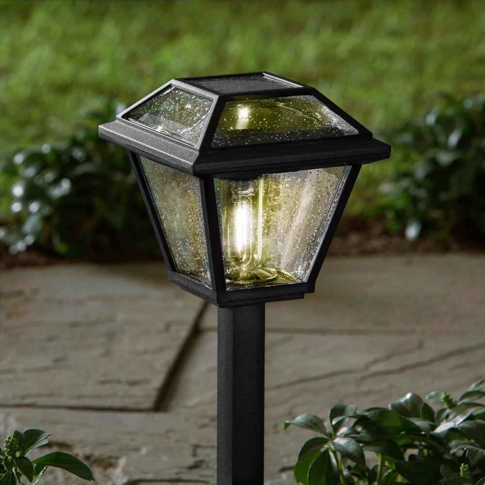 Hampton Bay Warrenton Solar Black LED Path Light 13 Lumens Glass Top with Bulb Seedy Glass with Vintage Bulb (4-Pack) C6000-40