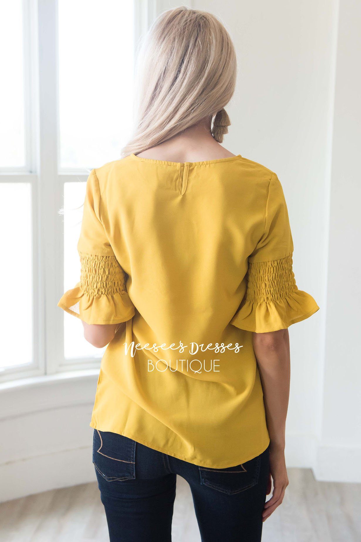 Something New Gathered Sleeve Top