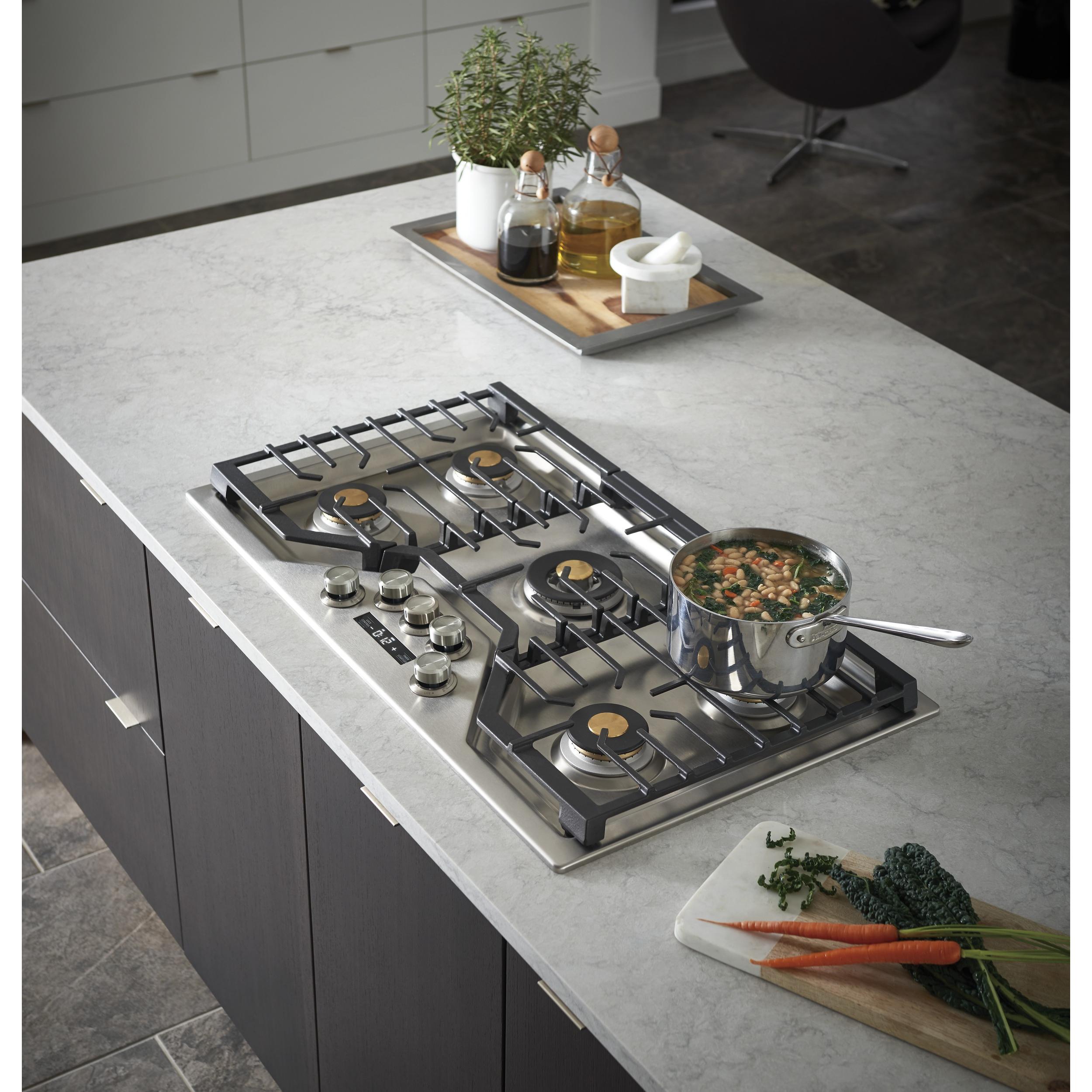 Monogram 36-inch Built-In Gas Cooktop ZGU36ESLSS