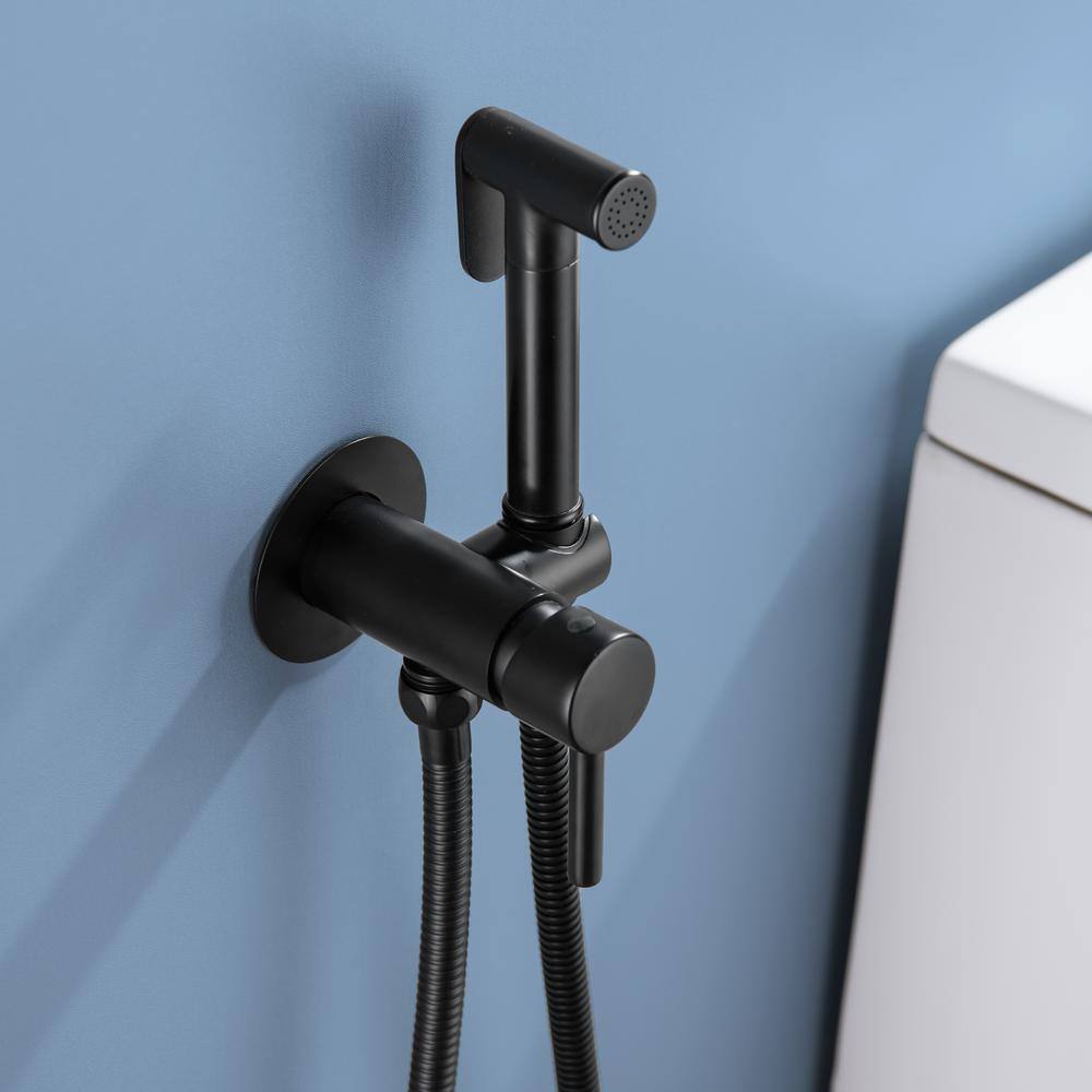 Nestfair Non- Electric Bidet Attachment in. Matte Black SMD6027B