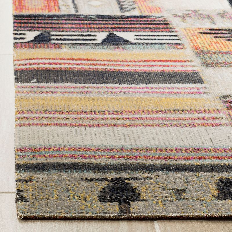 Safavieh Taupe/Multi Montage Leyla Rug